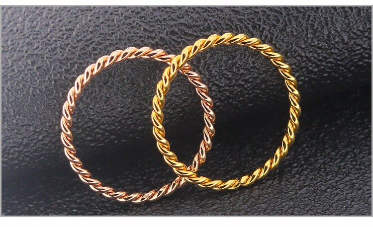 Twist Ring