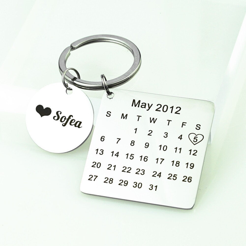 Personalized Calendar Keychain, Signature calendar keychain, Custom Date Save Keychain, Date highlighted with heart, Custom Anniversary Gift