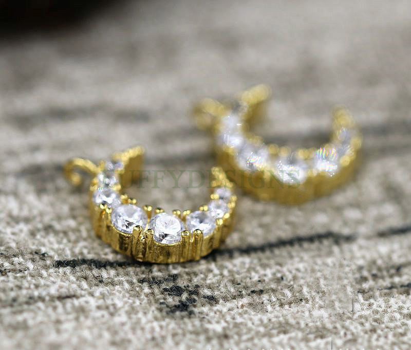 5pcs CZ Crescent Moon Charms, CZ Pave Charms, Tiny Gold Moon Pendant, CZ Jewelry Pendant, Cubic Zirconia Moon Charms, 24K Gold plated Brass