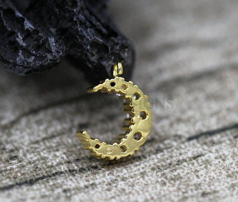 5pcs CZ Crescent Moon Charms, CZ Pave Charms, Tiny Gold Moon Pendant, CZ Jewelry Pendant, Cubic Zirconia Moon Charms, 24K Gold plated Brass