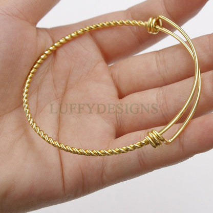 Twisted Expandable Bracelet