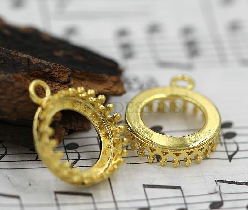 Crown Bezel Cup