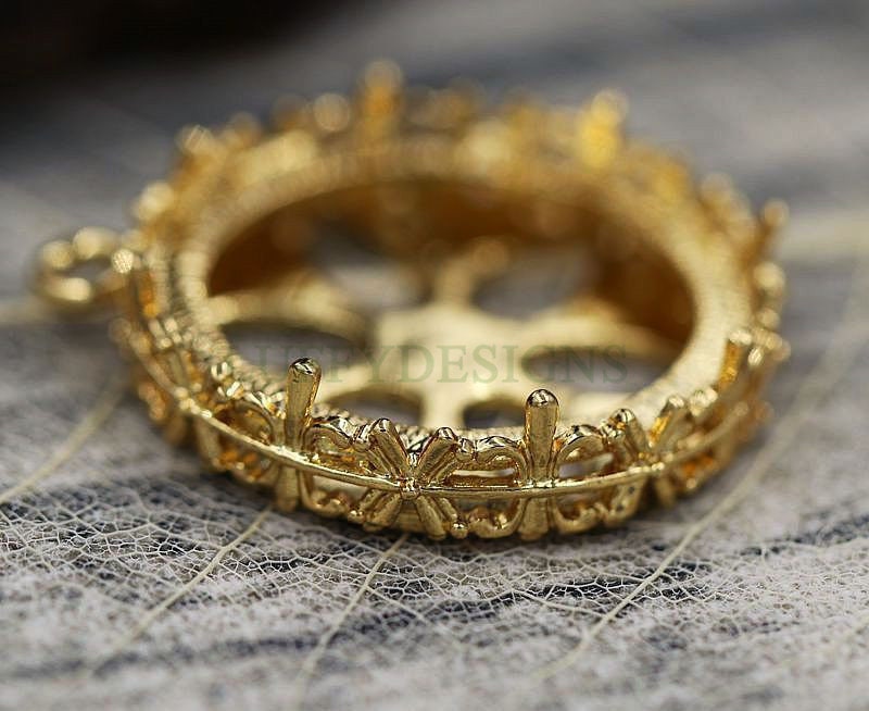 Round Crown Bezel Cup