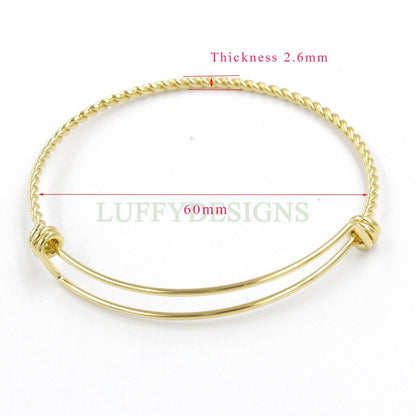 Twisted Expandable Bracelet