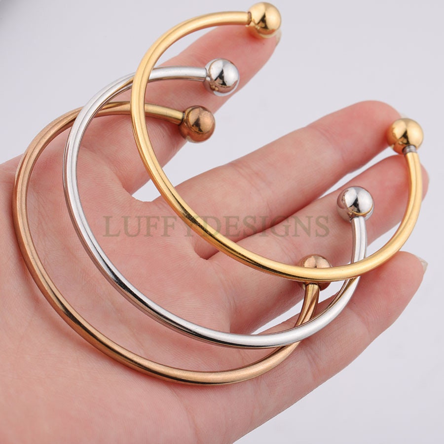 Ball Charm Bangle