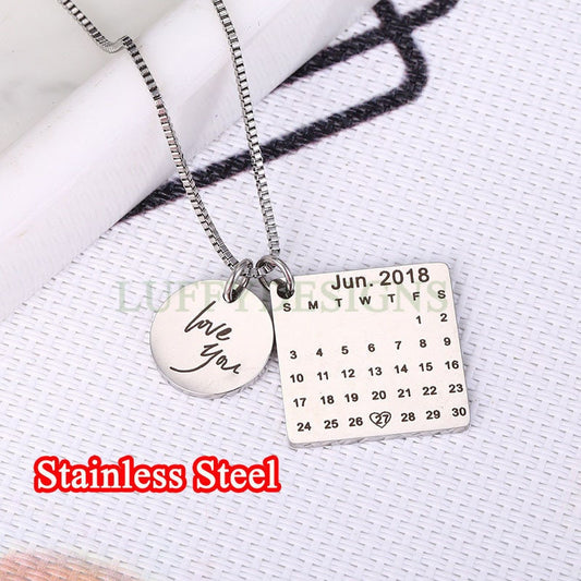 Personalized Calendar Necklace, Signature calendar Necklace, Custom Date Save Necklace, Date highlighted with heart, Custom Anniversary Gift