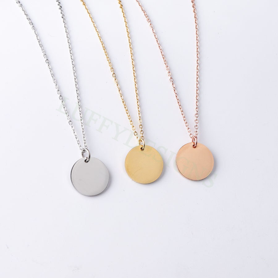 Custom round necklace