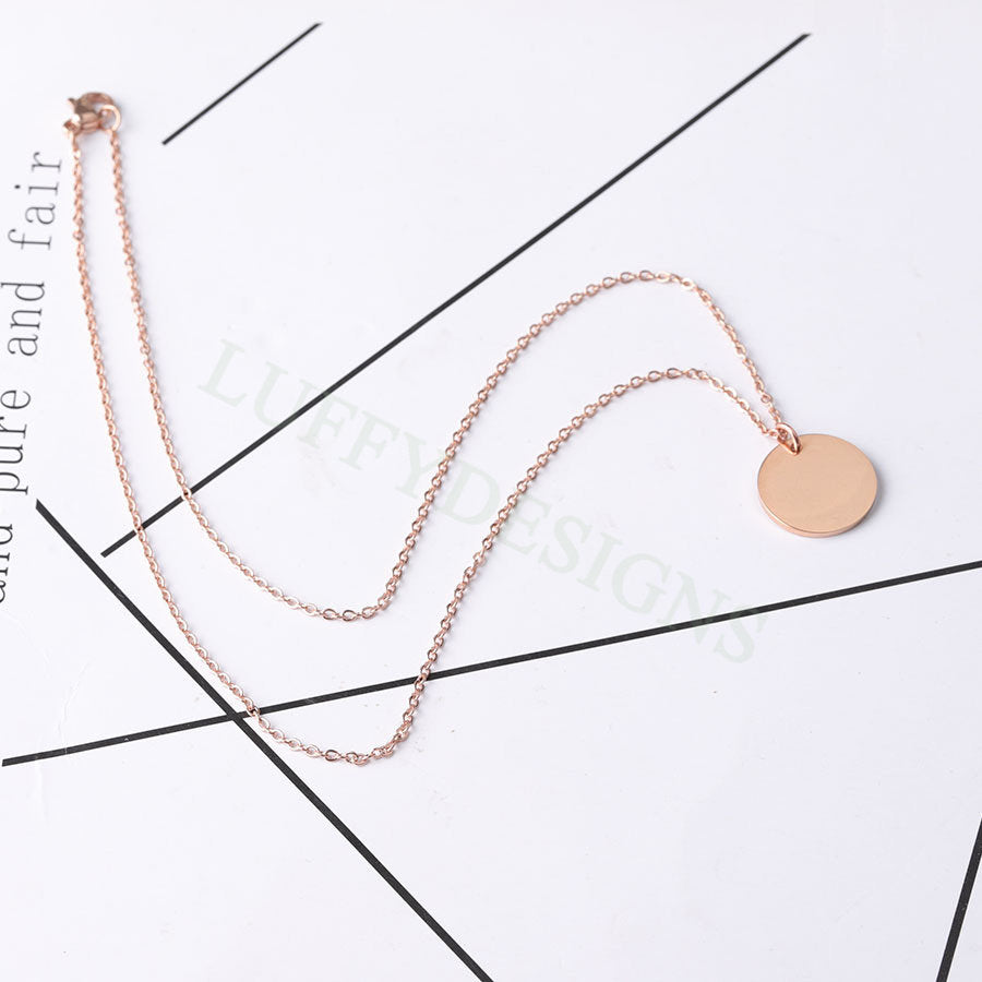 Custom round necklace