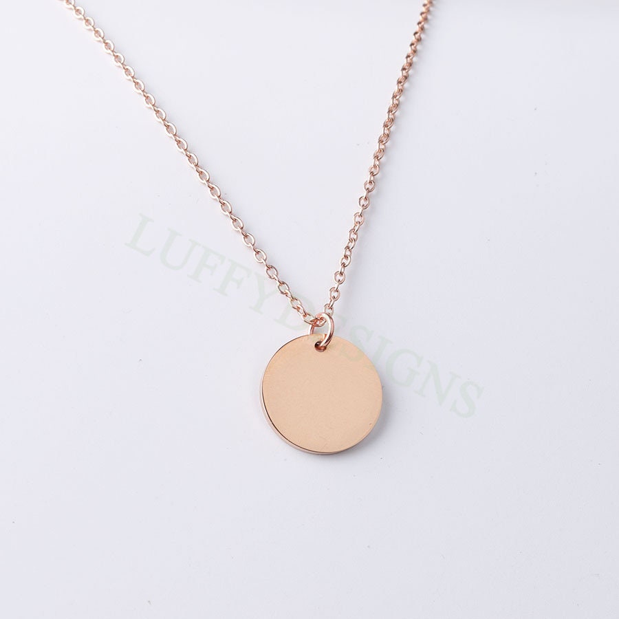 Custom round necklace